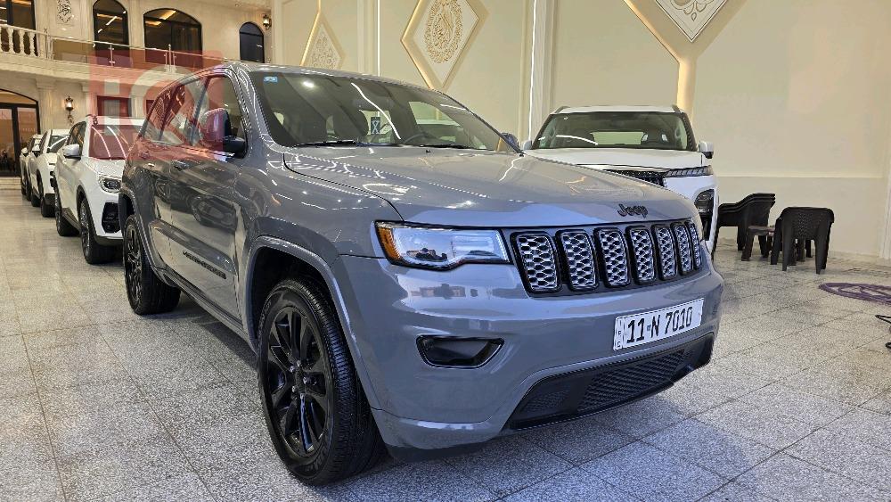 جيب جراند شيروكي